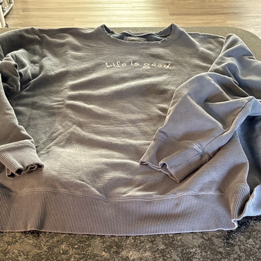 Life Is Good Men's Gray Crewneck Sweatshirt